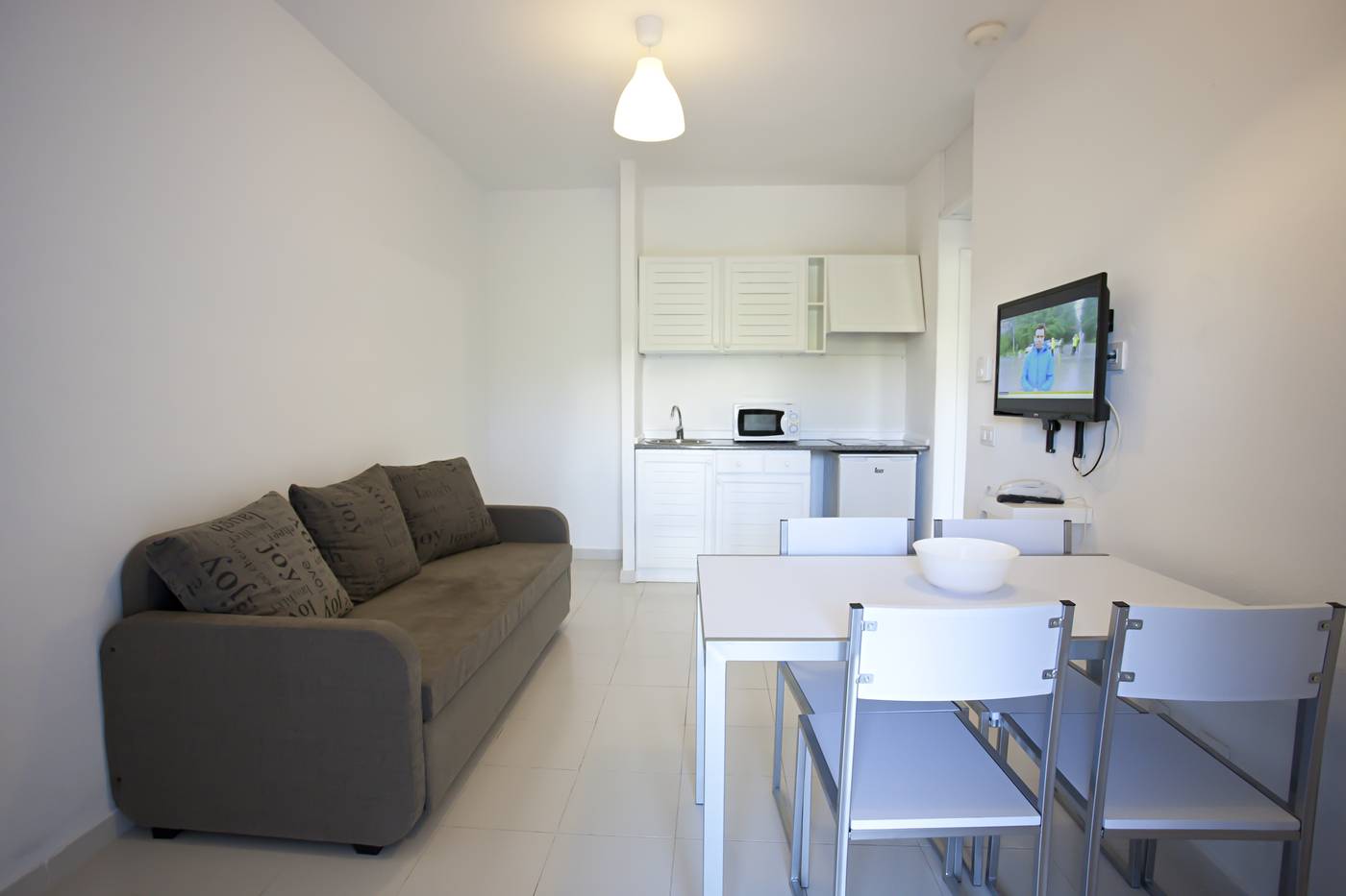 Carema-Club-Resort-Room-37