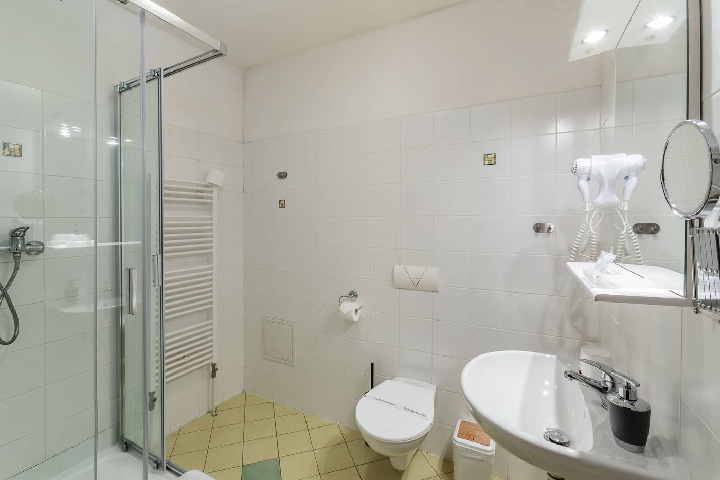 Augustus-et-Otto-Room-23