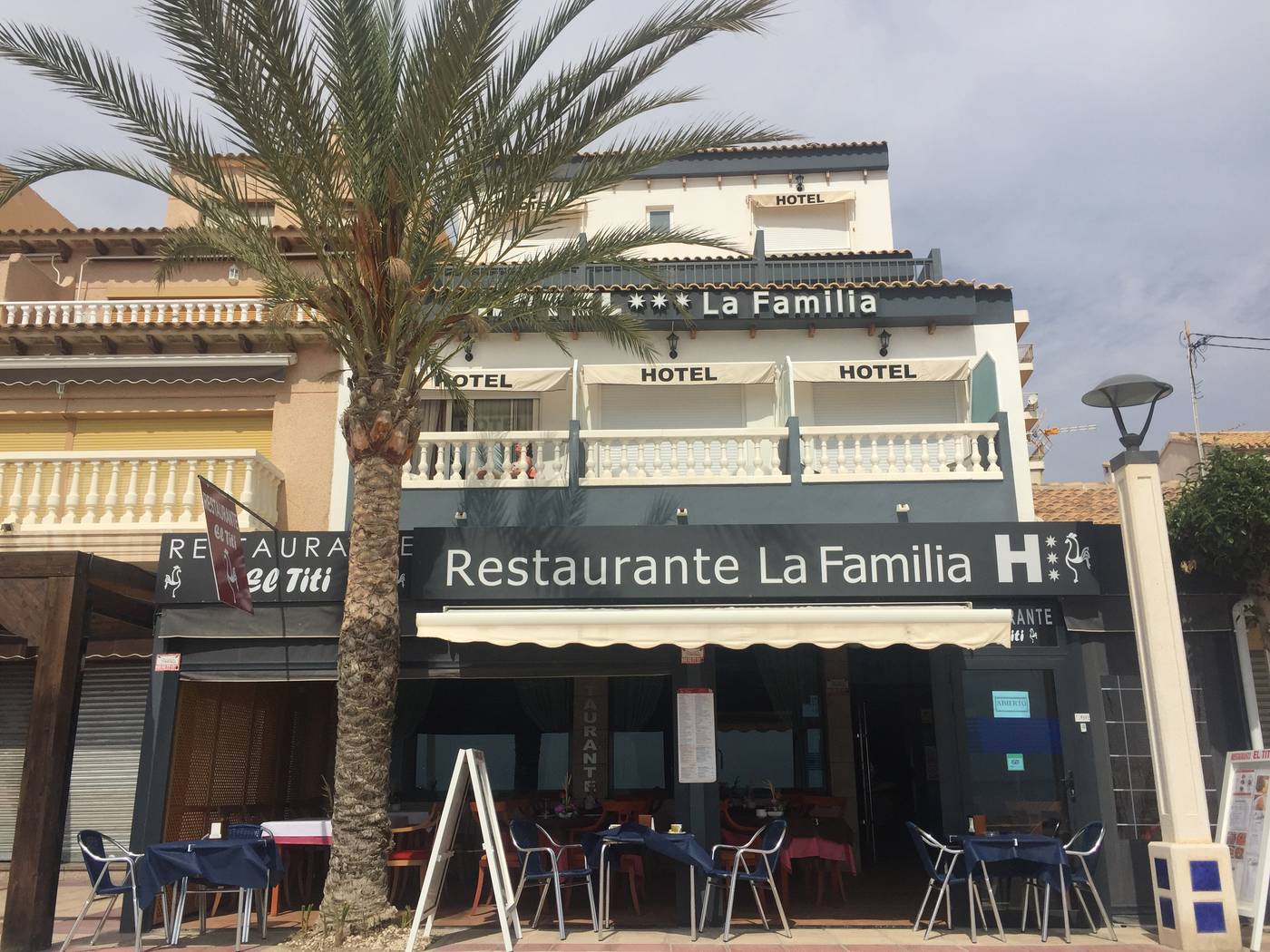 La-Familia-General-view-1