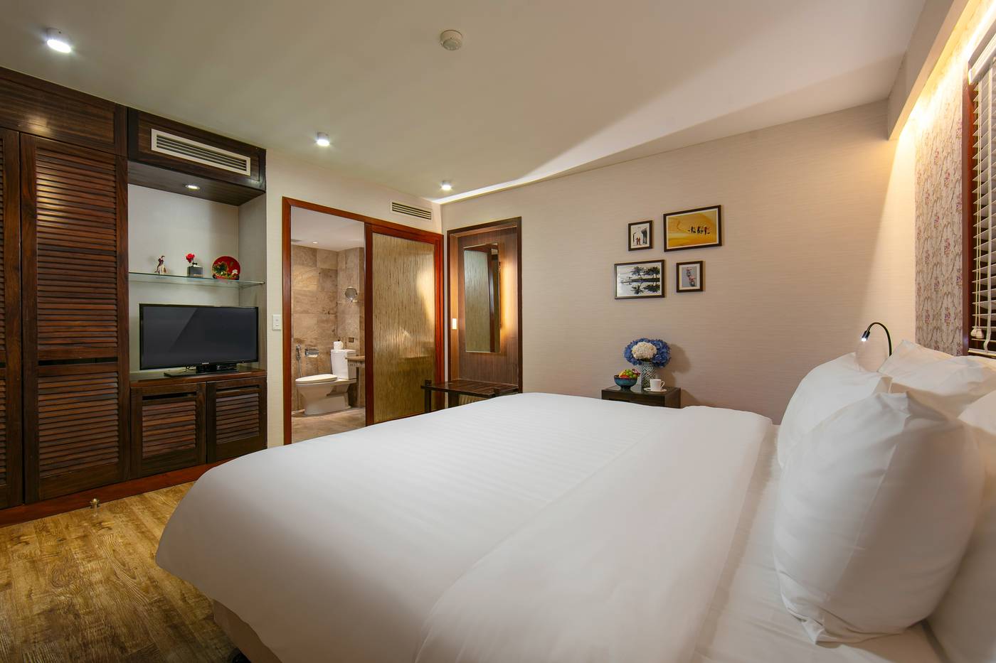 Oriental Suites Hotel & Spa-Vietnam-HANOI-Room-9