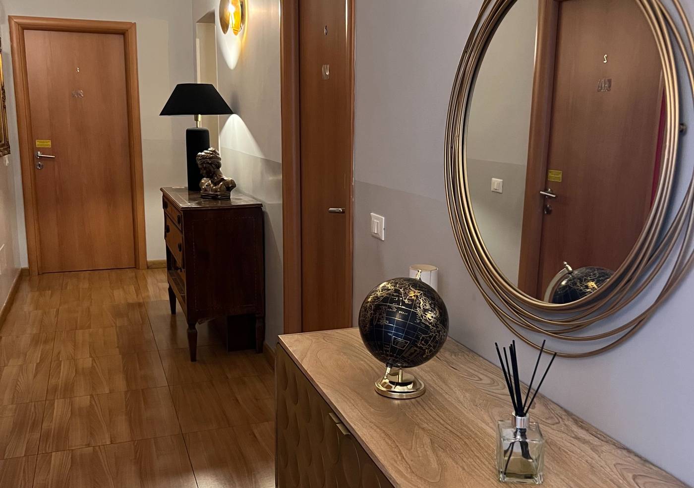 Bon-Ton-Suites-Lobby-3