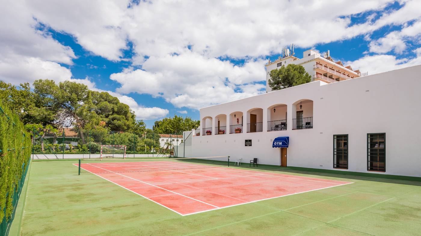 Macdonald-Villacana-Club-Sports-and-Entertainment-22