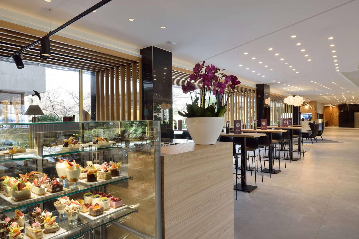 Ensana-Thermal-Margaret-Island-Lobby-36