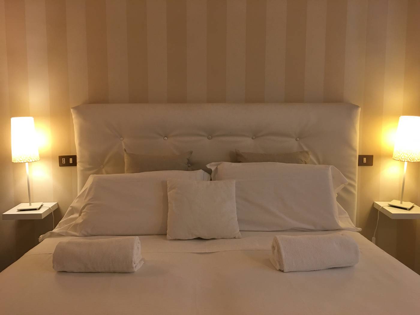 Hotel Posta-Italy-PALERMO-Room-7