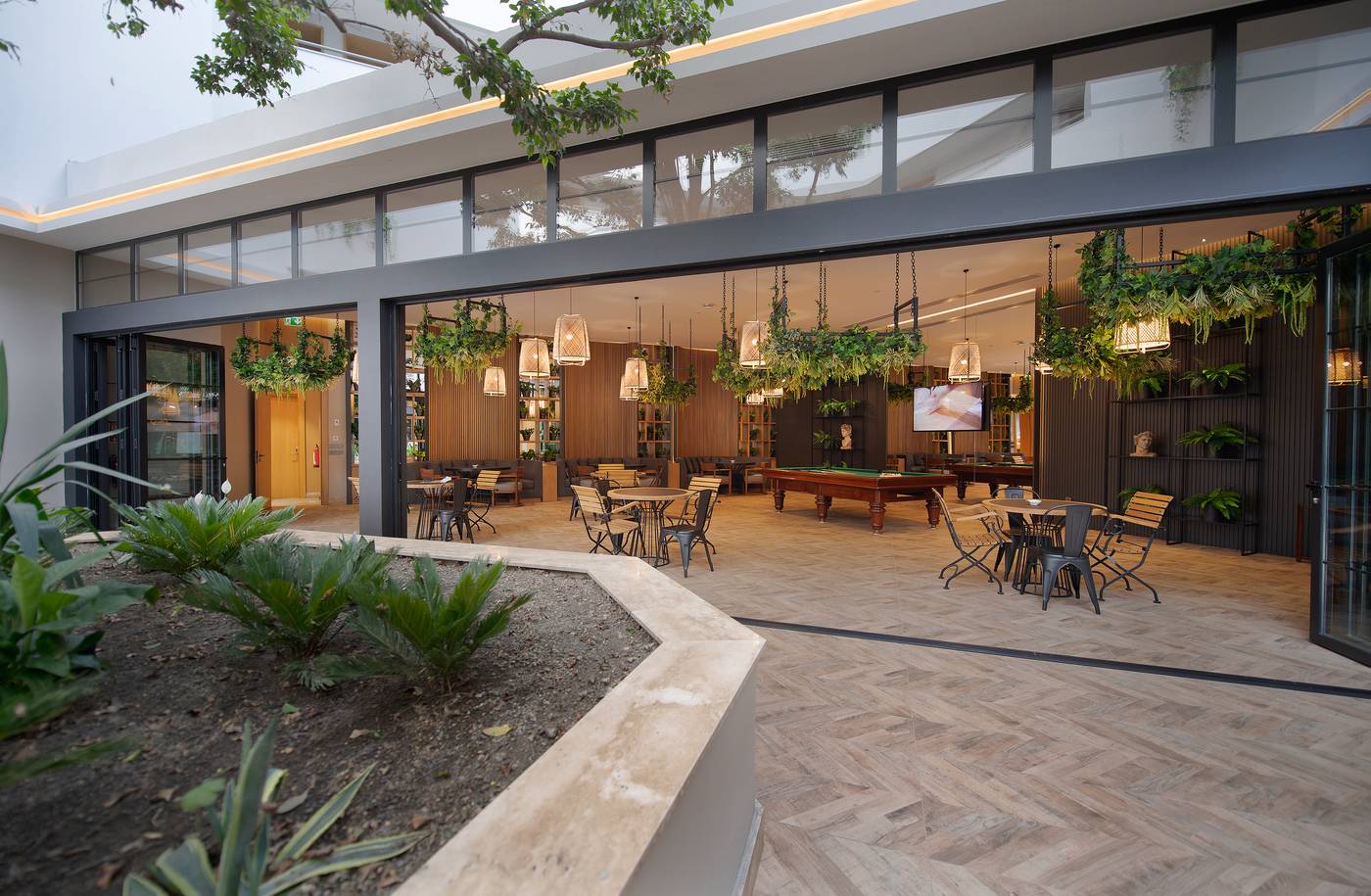 Miramare-Beach-Sports-and-Entertainment-67