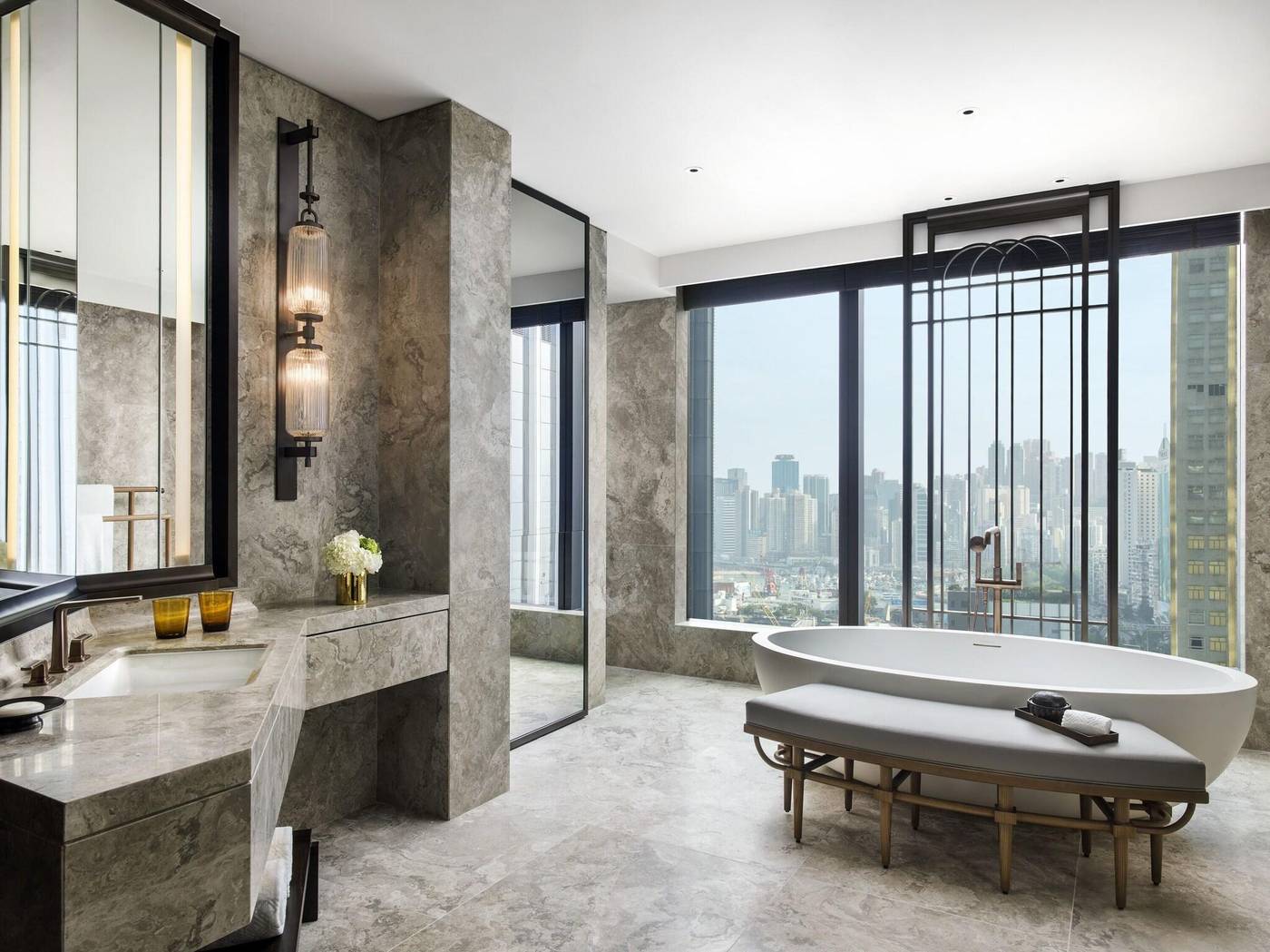 The-St-Regis-Hong-Kong-Room-42