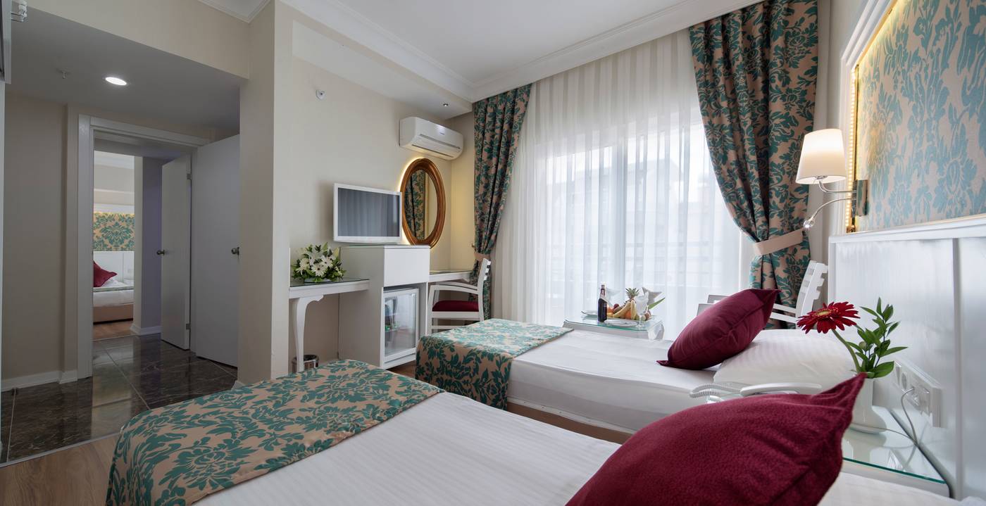 Alaiye-Kleopatra-Hotel-Room-10