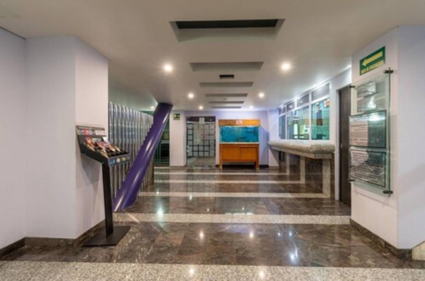 Hotel Embassy-Mexico-MEXICO CITY-Lobby-9