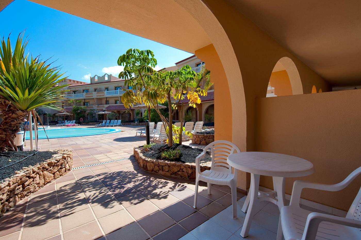 Elba-Lucia-Sport---Suite-Hotel-Room-8