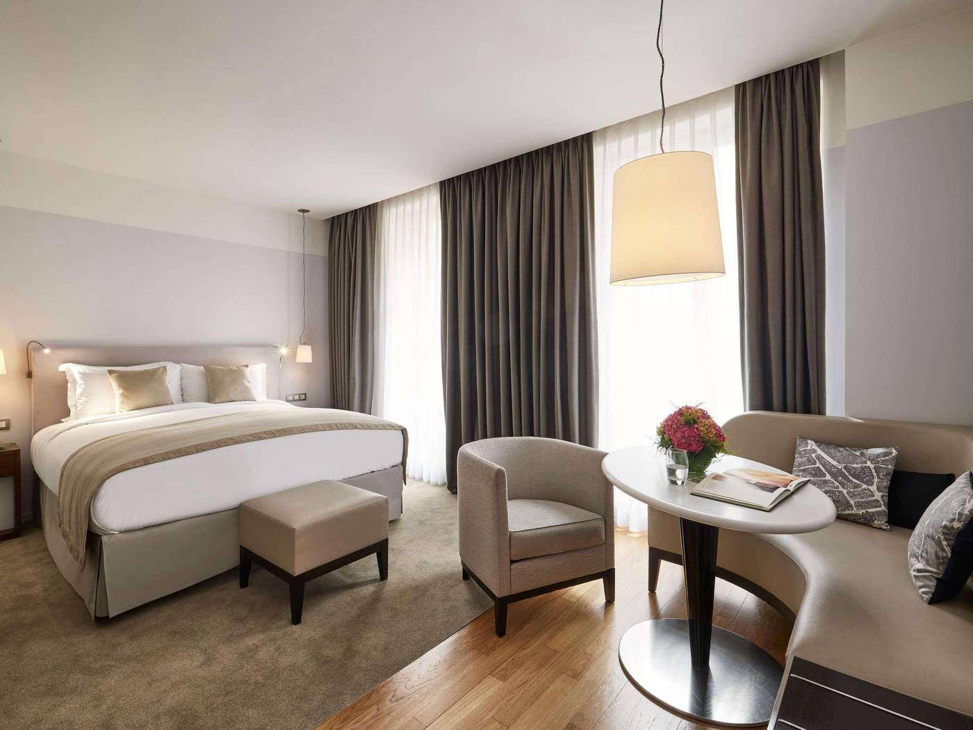Sofitel-Paris-Arc-de-Triomphe-Room-32