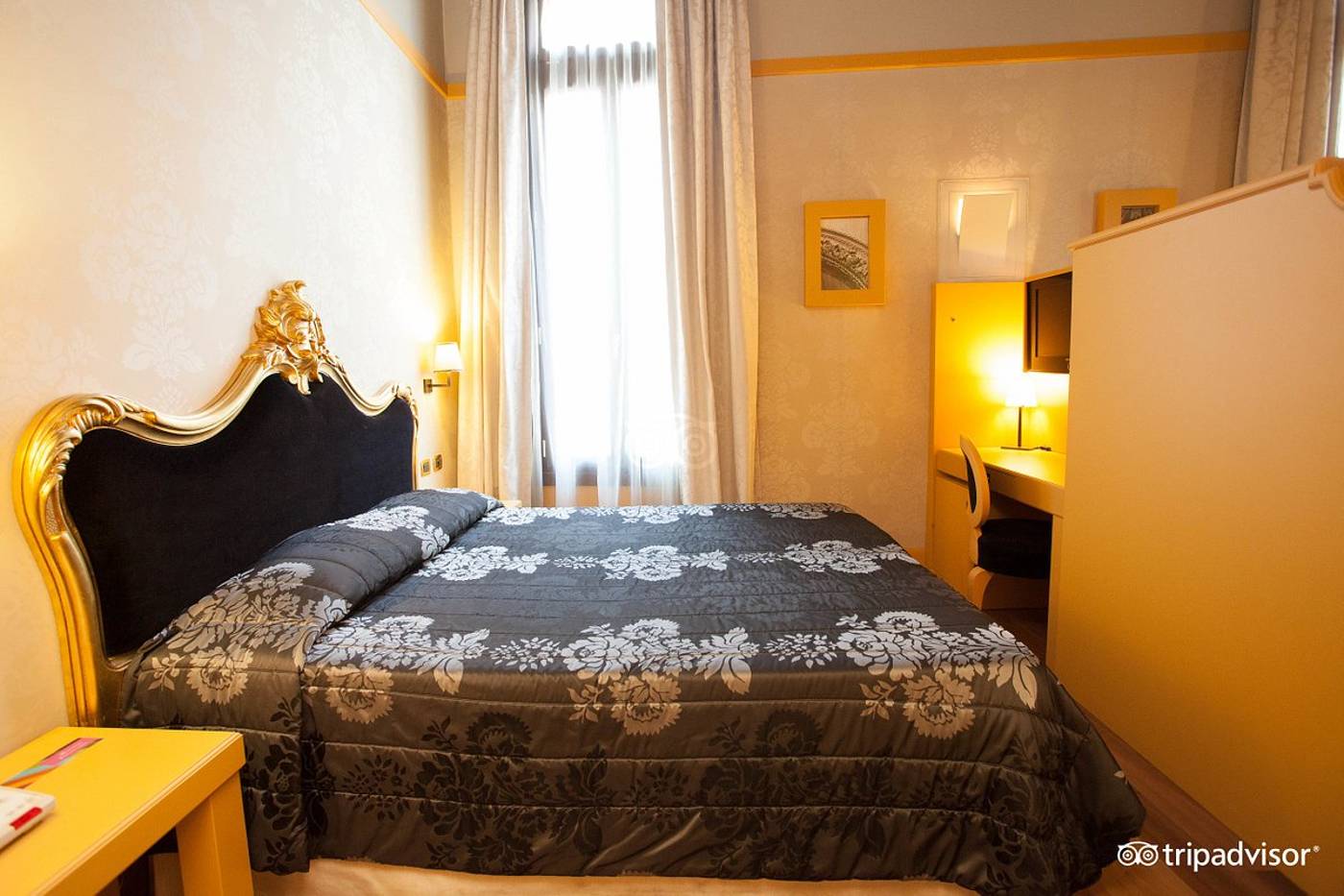 Hotel-Ca--Zusto-Venezia-Room-6