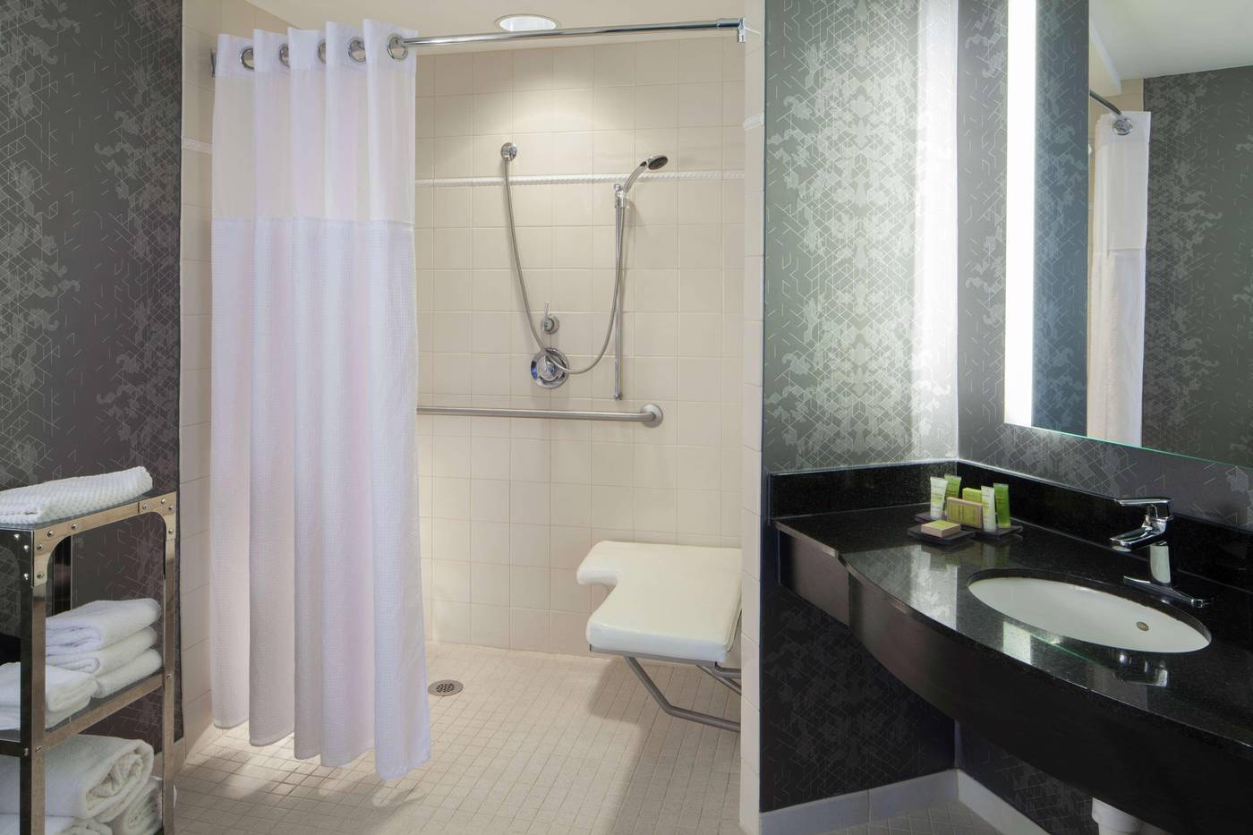 Hilton-Boston-Back-Bay-Room-40