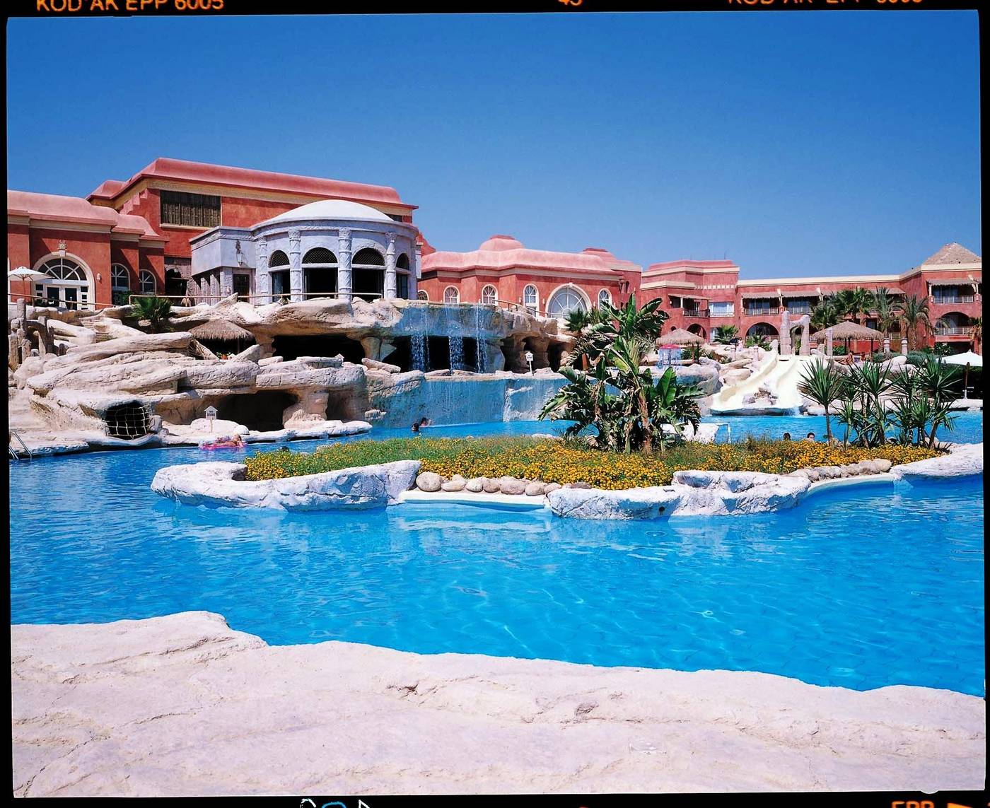 Laguna-Vista-Beach-Resort-Pool-6