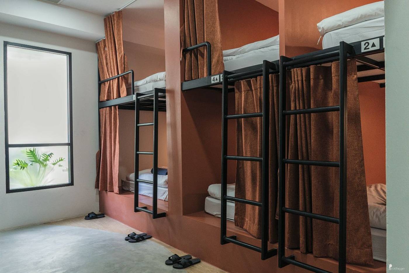 All-Day-Hostel-SHA-by-ZUZU-Room-15