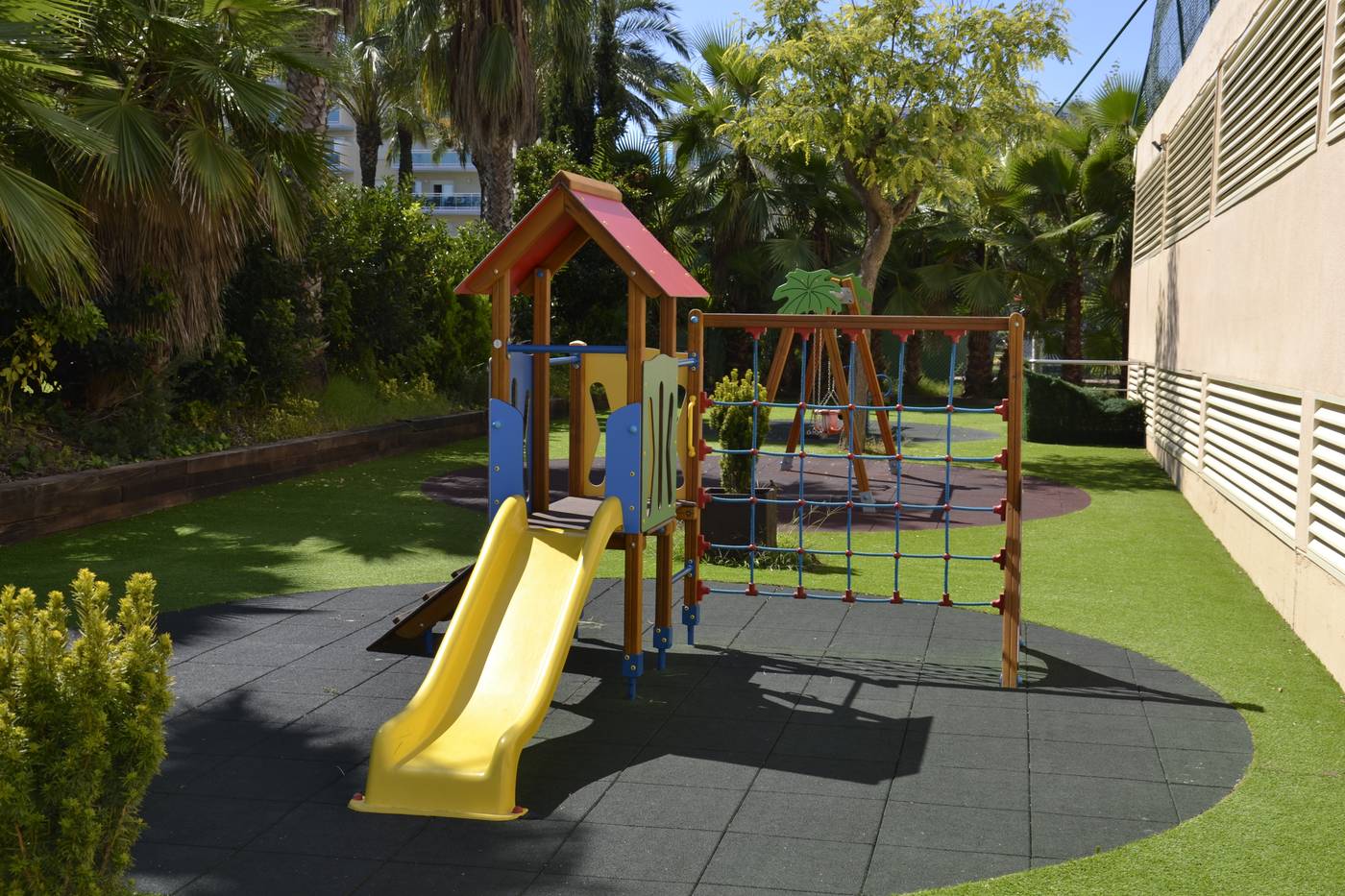 Ohtels-La-Hacienda-Sports-and-Entertainment-55