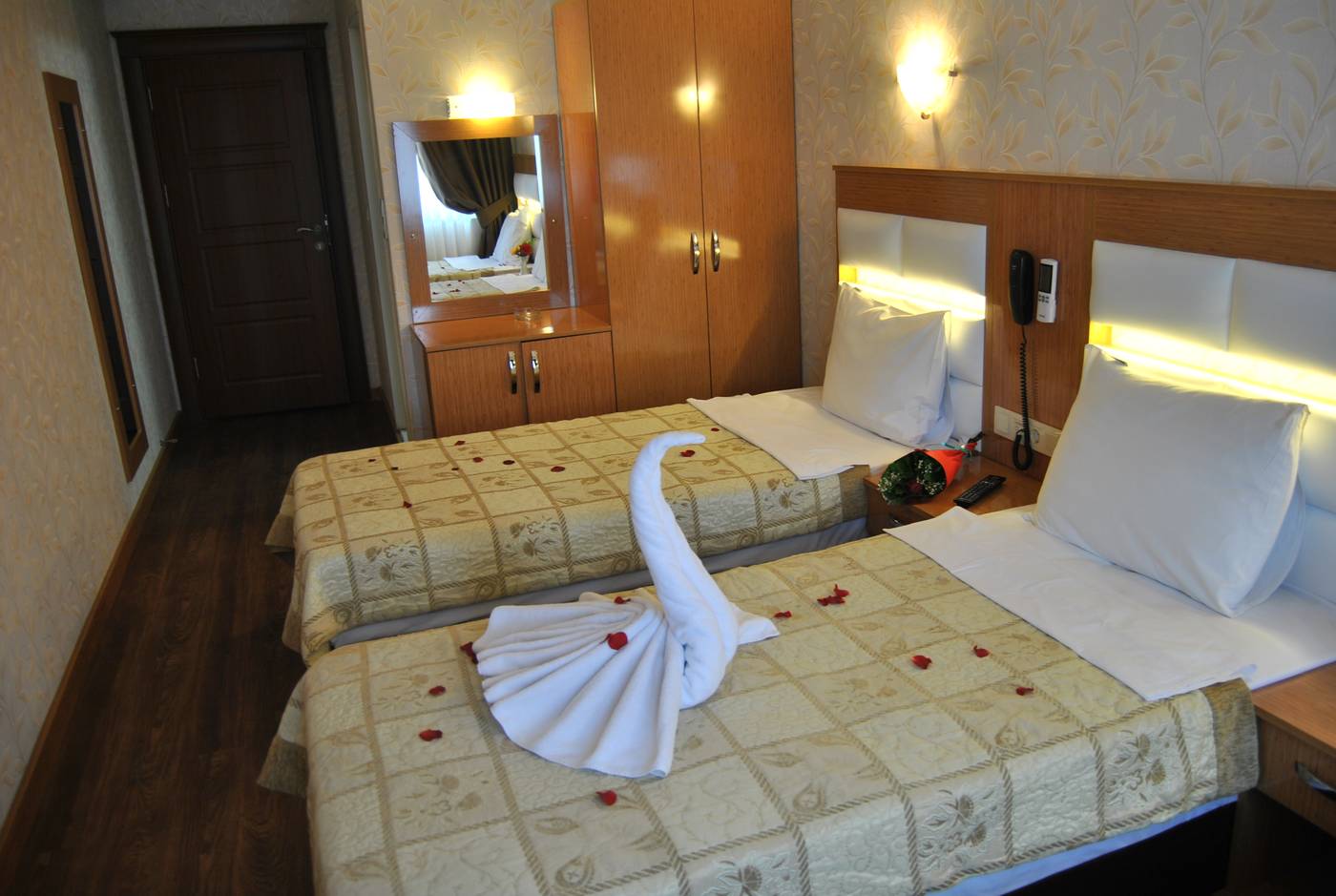 Starpark-Hotel-Room-3