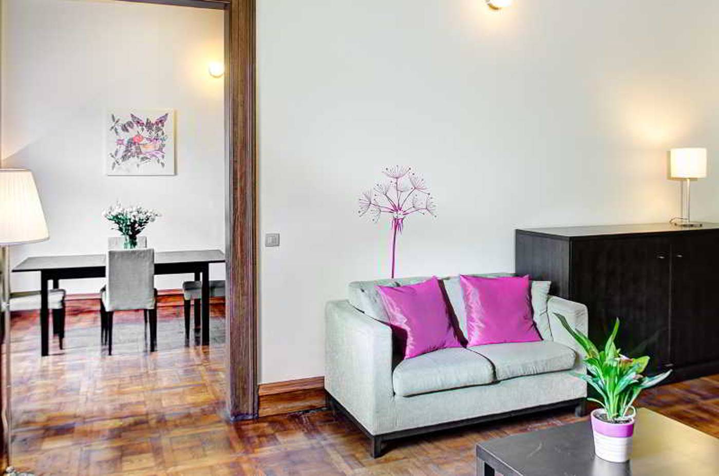 The-Art-House-Room-26