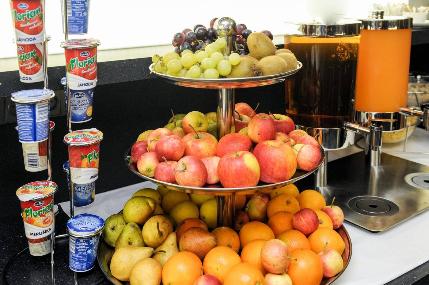 Myo-Hotel-Mysterius-Restaurant-30