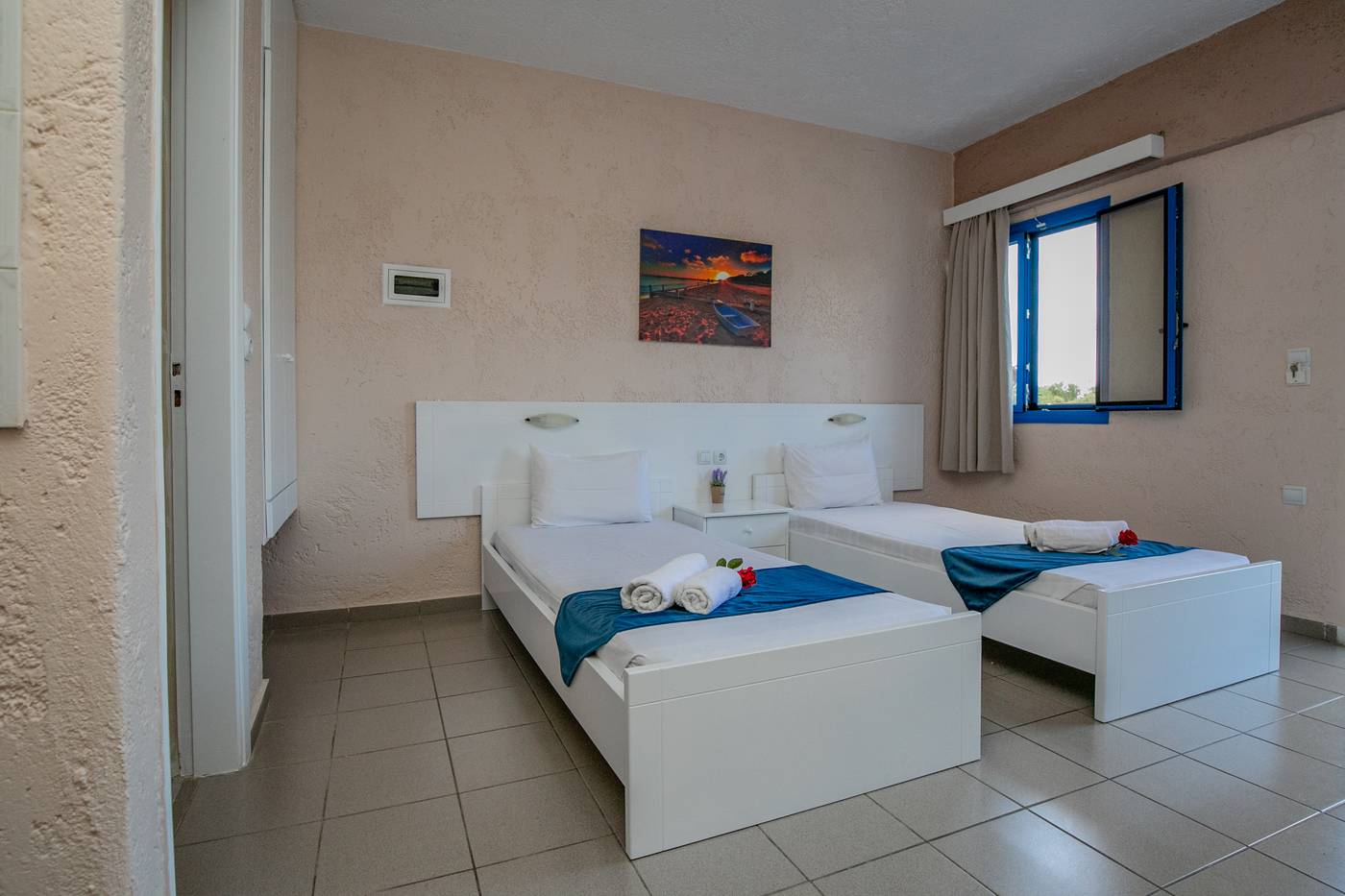 Mareva-Apartments-Room-12
