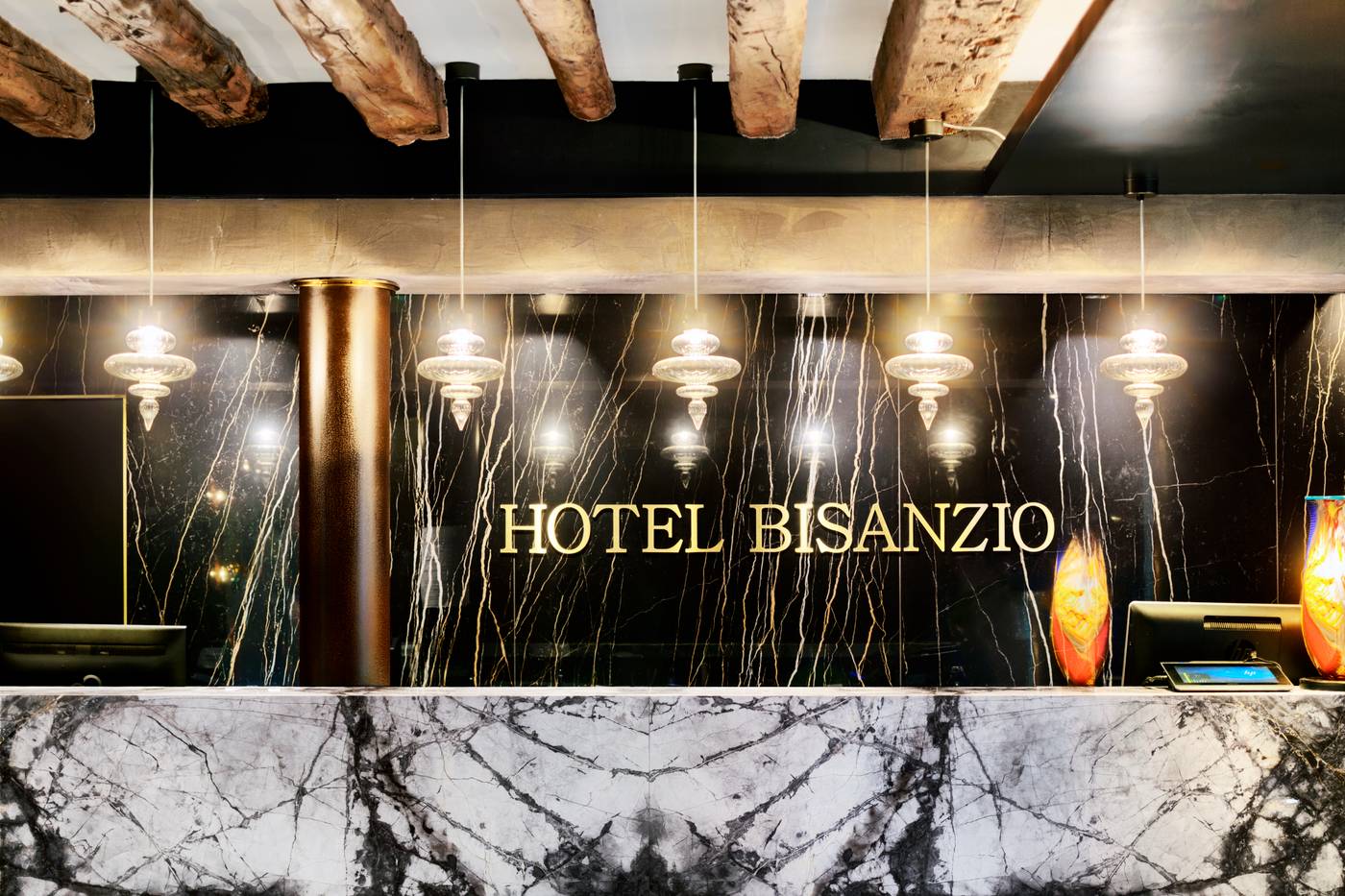 Hotel-Bisanzio-Lobby-21