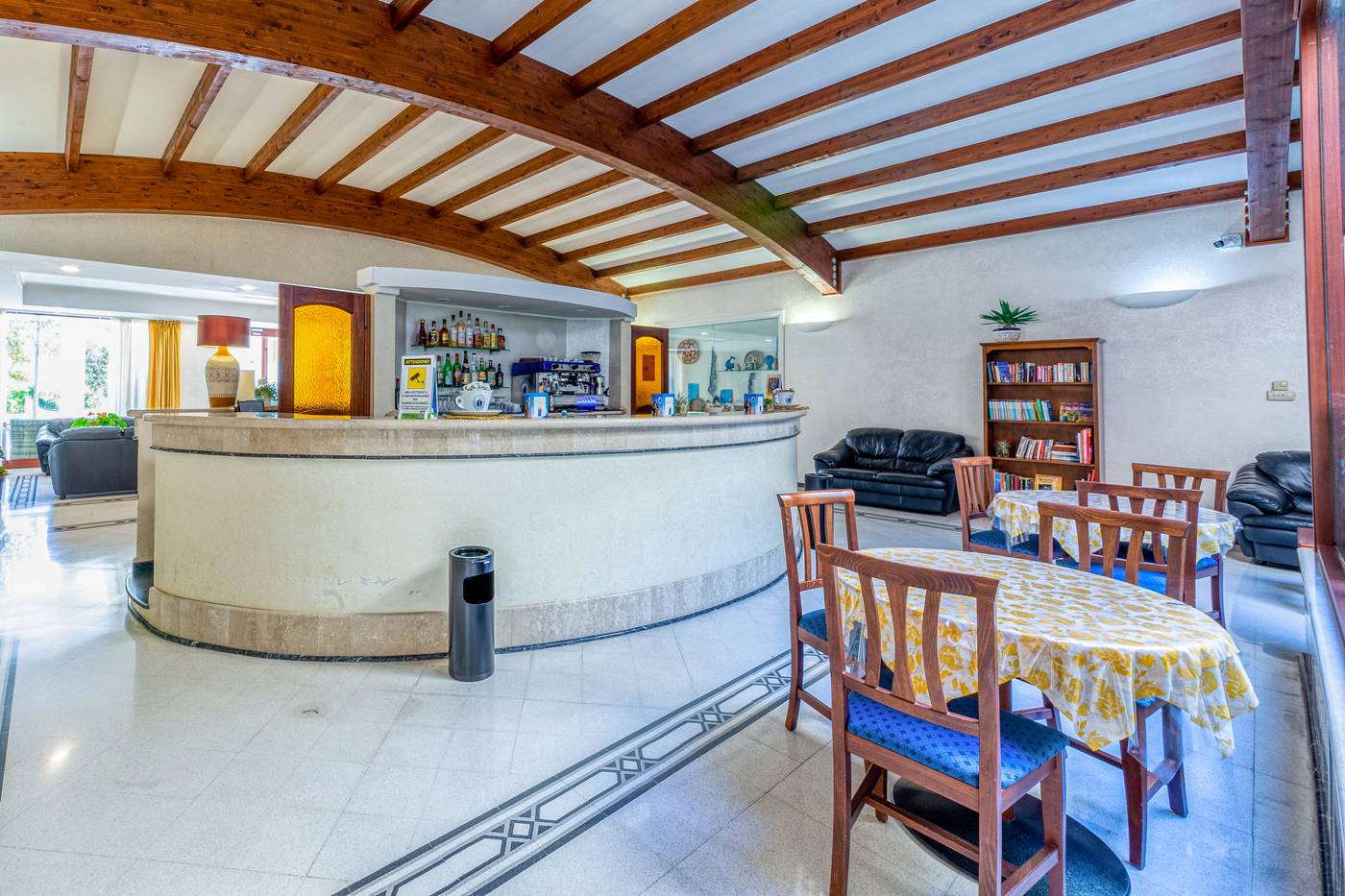 Le-Torri-Hotel-Bar-20