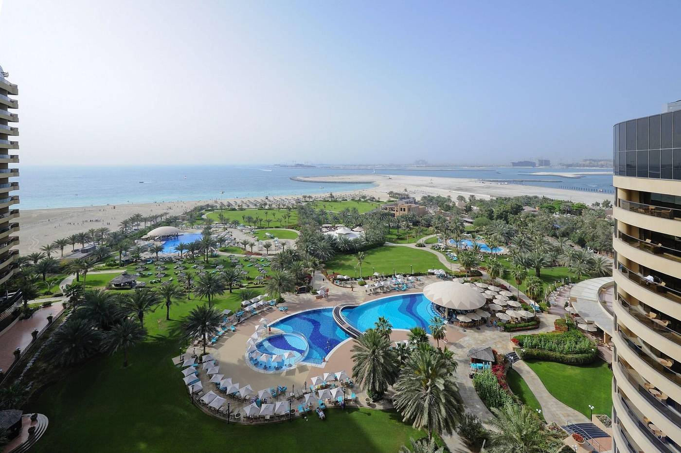 Le-Royal-Meridien-Beach-Resort-and-Spa-General-view-102