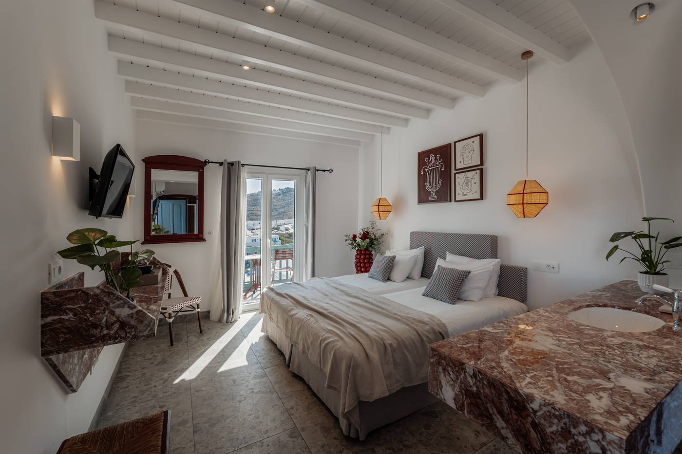 Pelican-Bay---Art-Hotel-Room-15