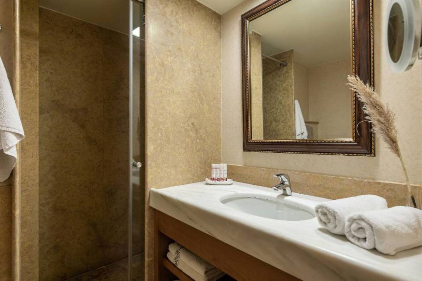 Cretan-Dream-Royal-Hotel-Room-43