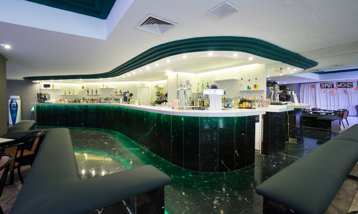 Sandos-Griego-Bar-25