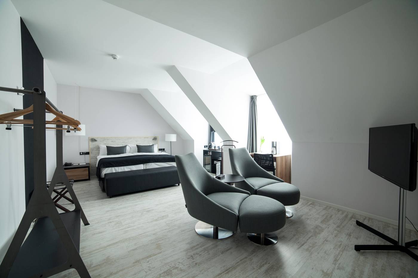 Catalonia-Berlin-Mitte-Room-12