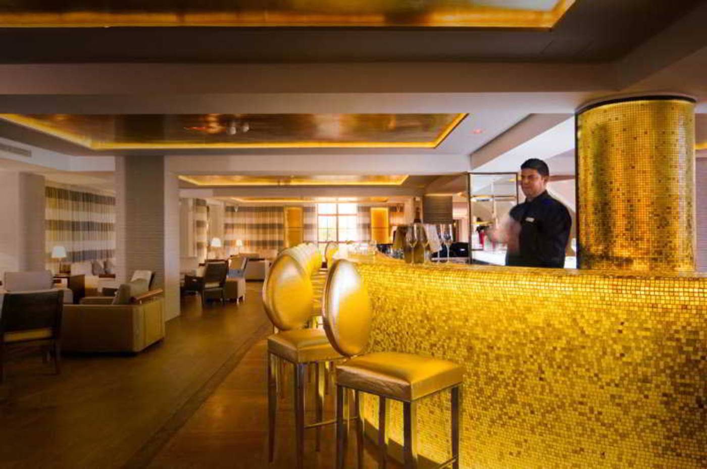 Hotel-Du-Golf-Bar-25