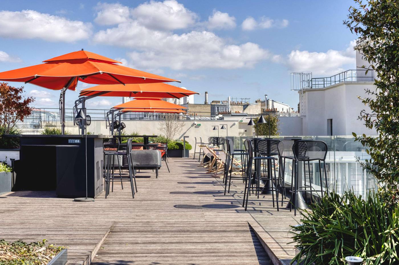 Canopy-By-Hilton-Paris-Eiffel-Tower-Bar-50