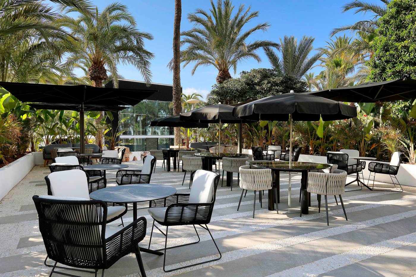 Ushuaia-Ibiza-Beach-Hotel-Restaurant-8