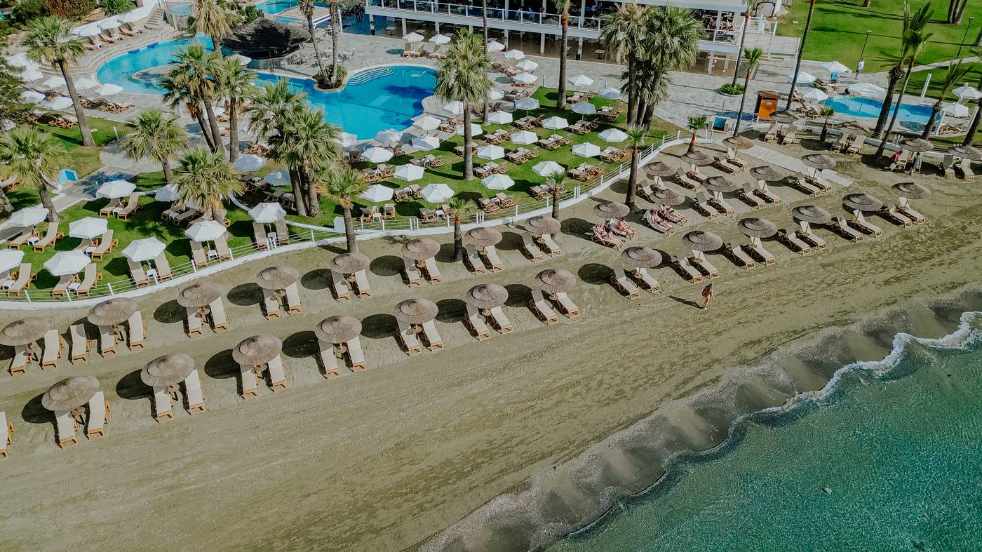 Golden Bay 