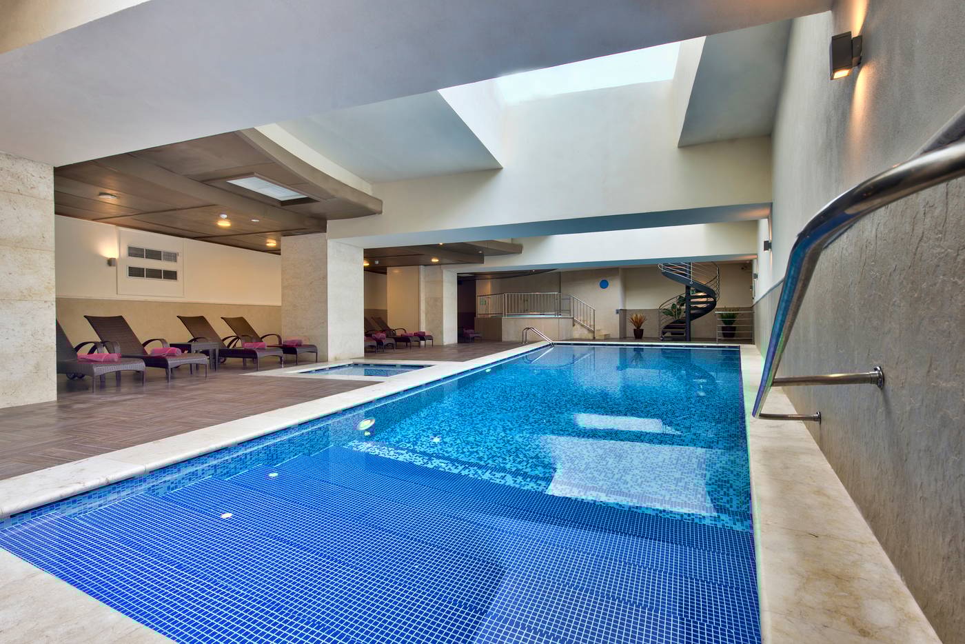 db San Antonio Hotel + Spa