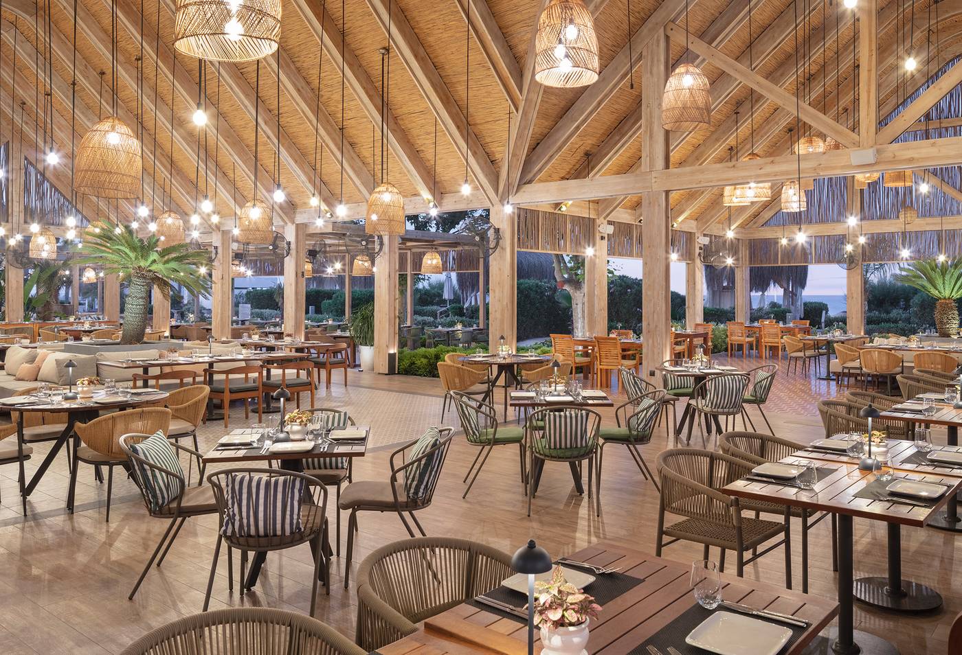 Ela-Excellence-Resort-Belek-Restaurant-48