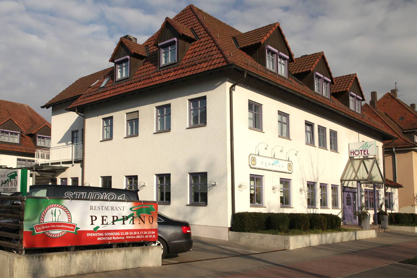 Art-Hotel Erlangen-Germany-Erlangen-General view-6