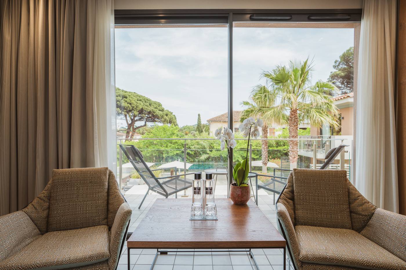 Kube-Hotel-St-Tropez-Room-93