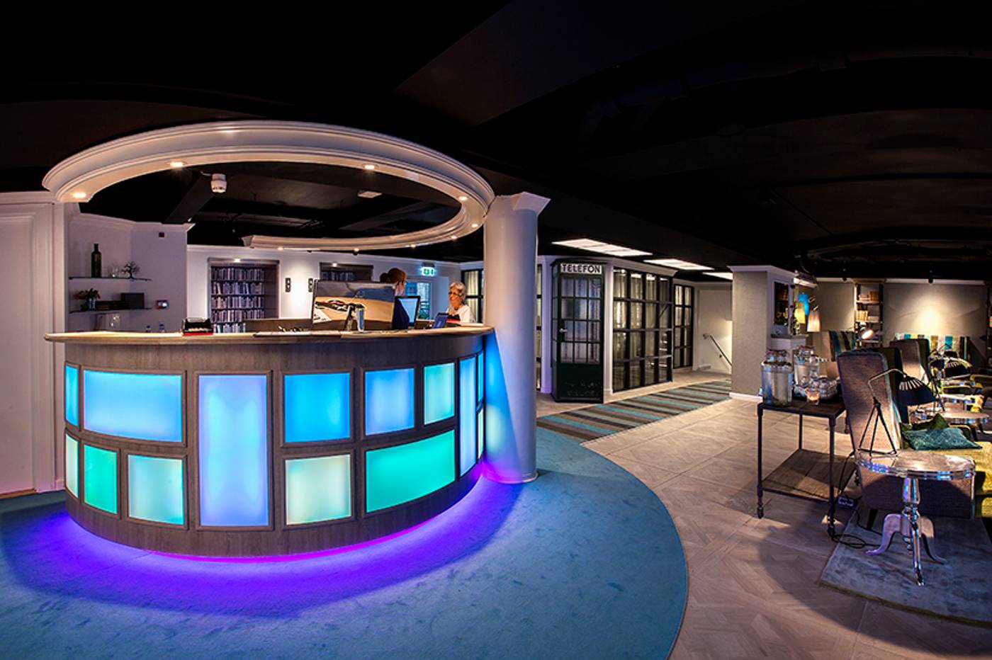 Absalon-Hotel-Lobby-16