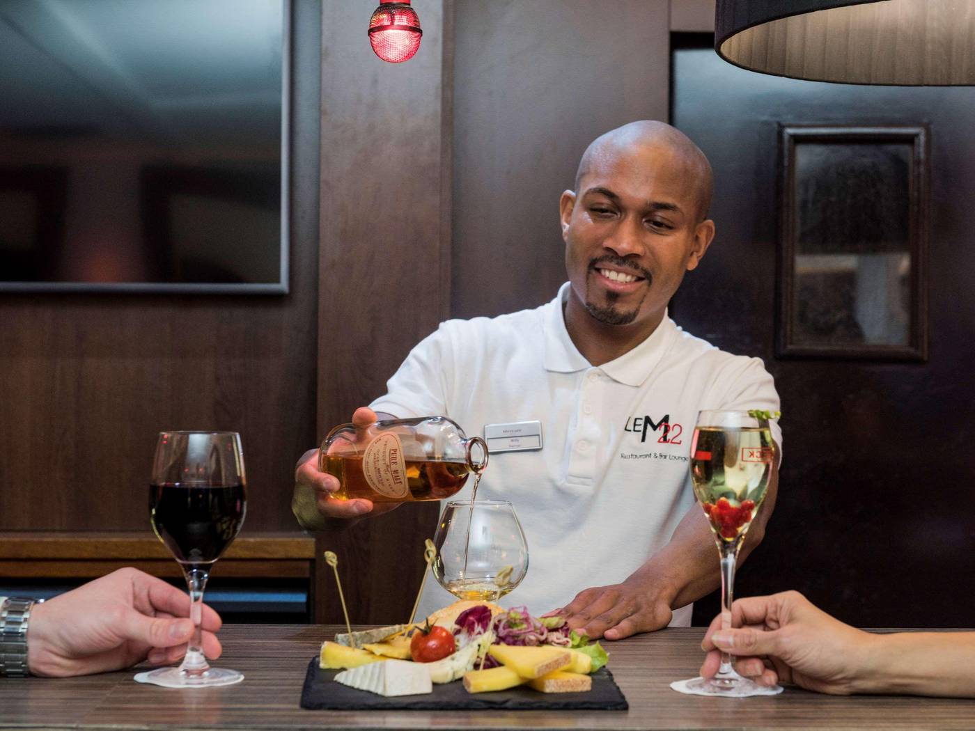 Mercure-Paris-Velizy-Bar-46