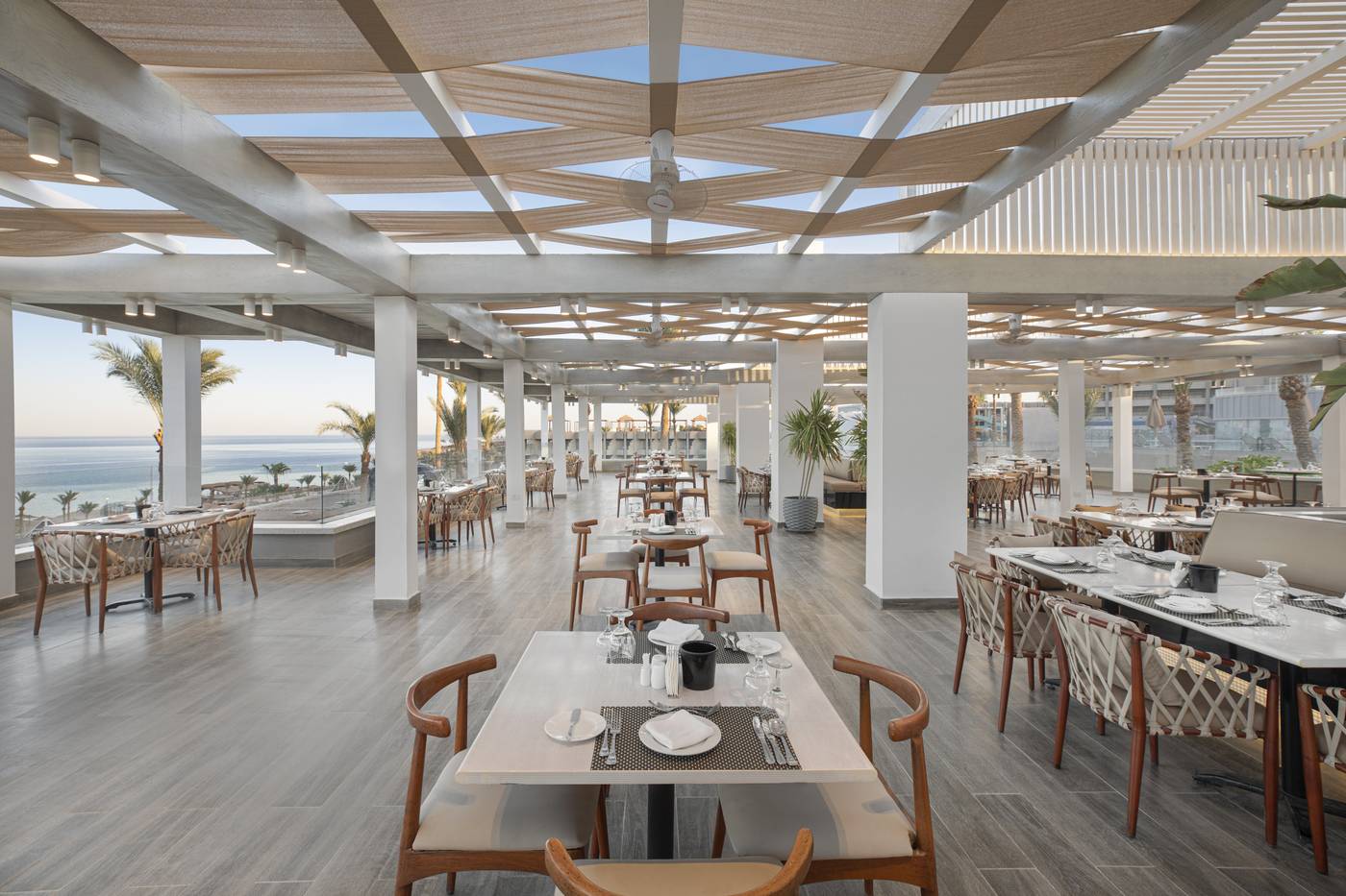 V-Hotel-Sharm-Restaurant-49