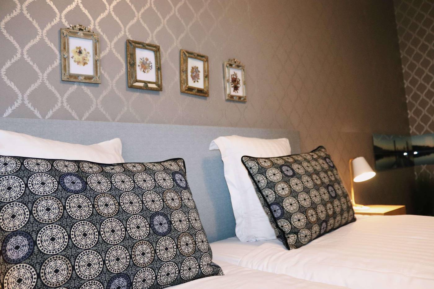 Floris-Arlequin-Grand-Place-Room-46