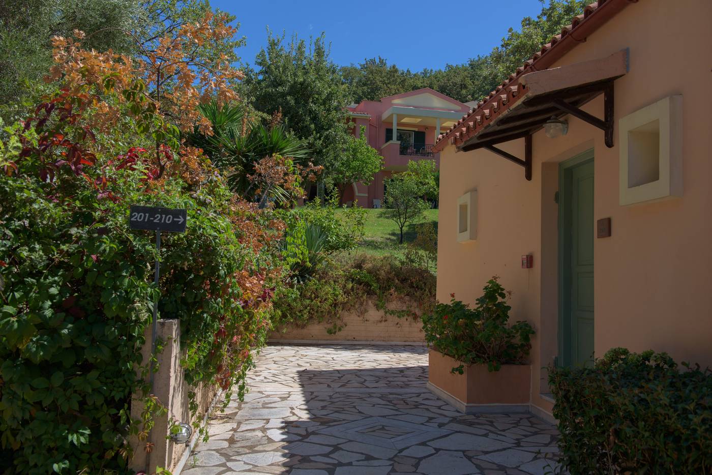 Century-Resort-Apartments-General-view-18