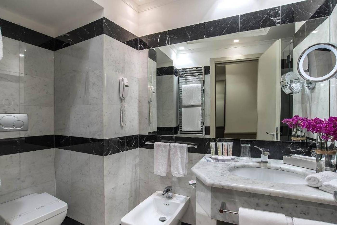 Lunetta-Roma-Room-16