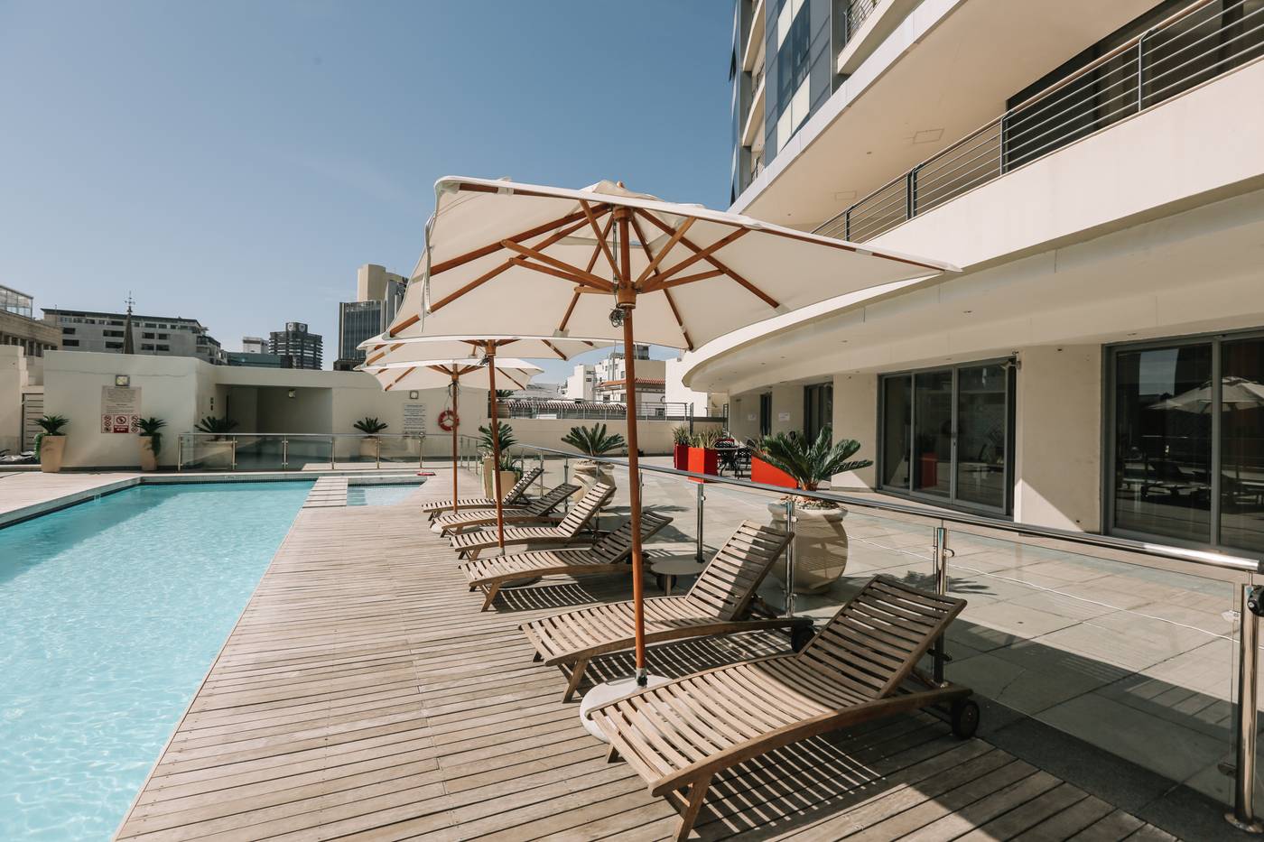 Mandela-Rhodes-Place-Hotel---Spa-Pool-1