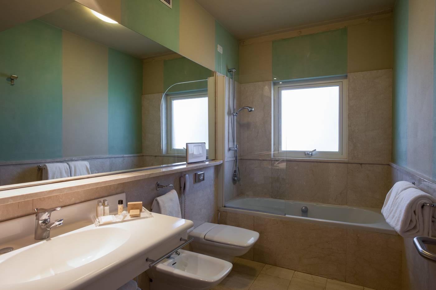 TH-Tirrenia---Green-Park-Resort-Room-34