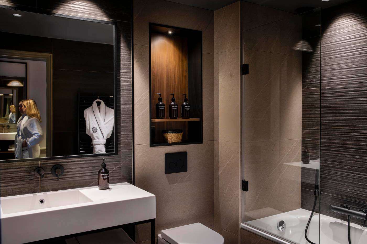 Victoria-Palace-Room-38