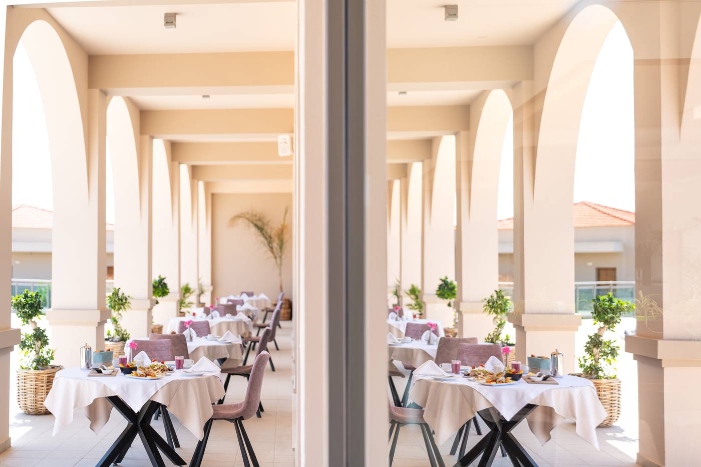 Kresten-Royal-Euphoria-Resort-Restaurant-42