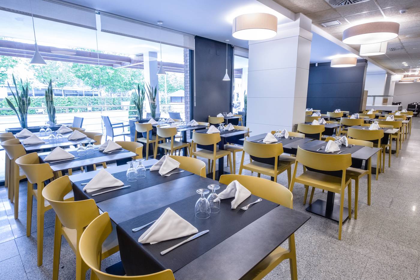 California-Garden-Restaurant-43