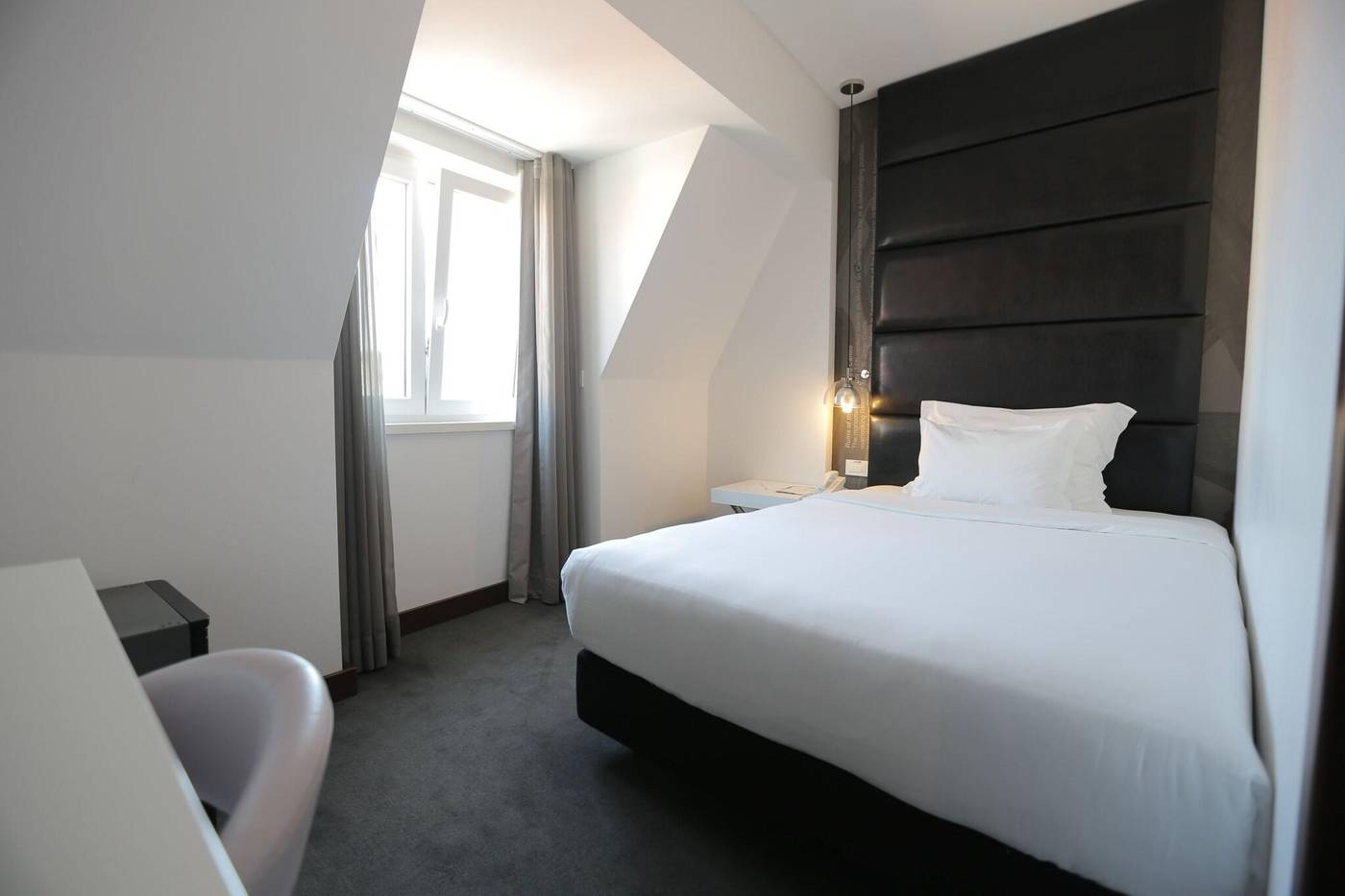 Lisboa-Carmo-Hotel-Room-23